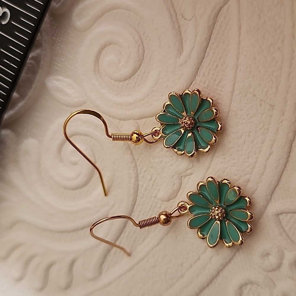 Fashion Jewelry Teal Flower Dangle Earrings